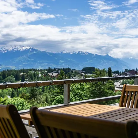 Apartment Ace Location With Pool & Sauna *