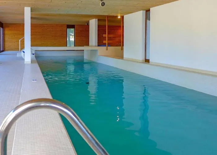 Daire Ace Location With Pool & Sauna