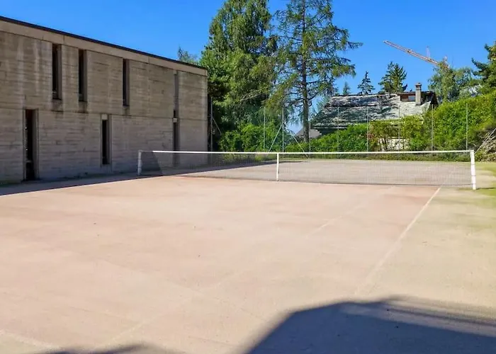 Ace Location With Pool & Sauna * 克莱恩 蒙塔纳